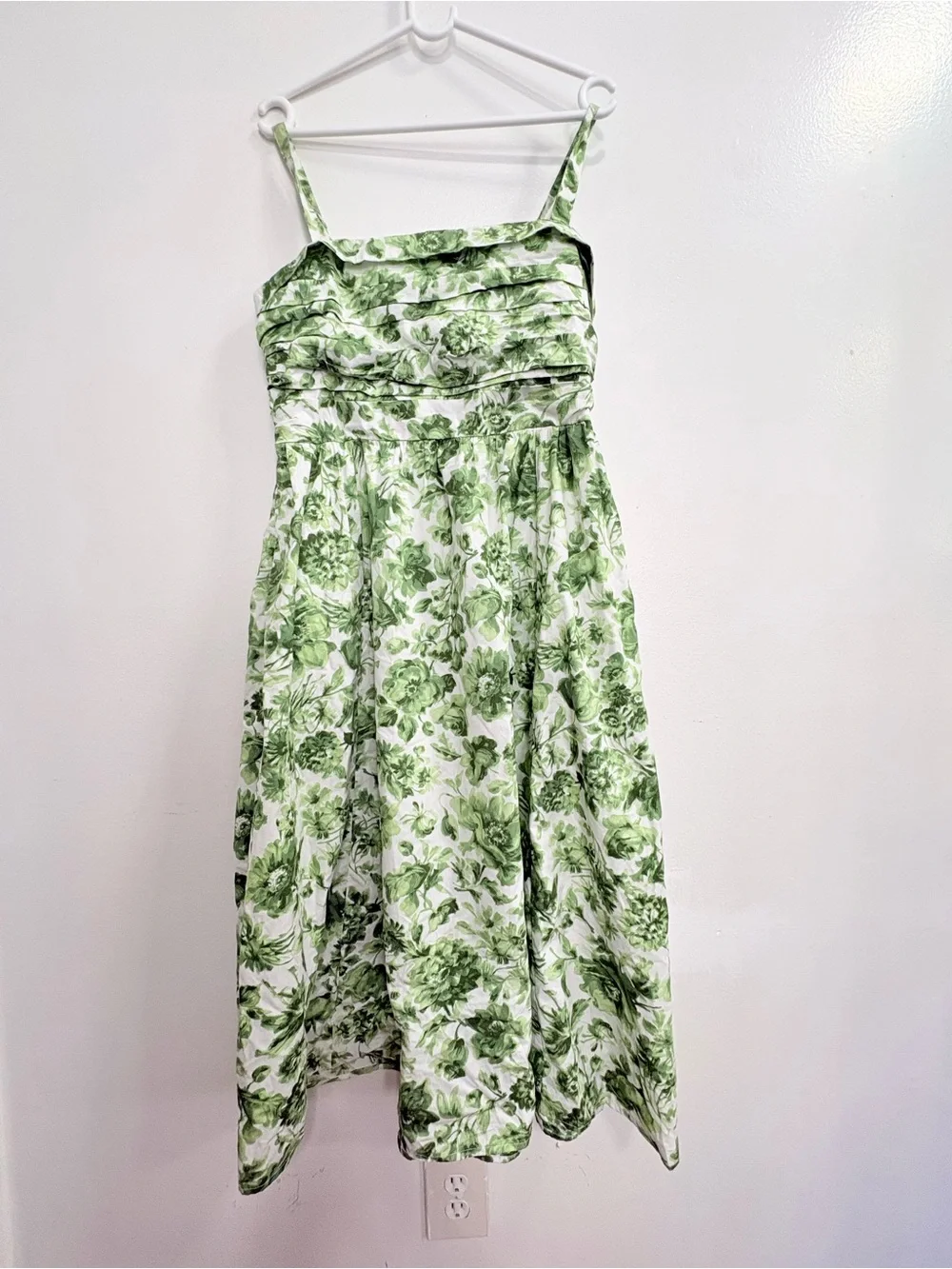 Abercrombie & Fitch White and Green Floral Maxi Dress